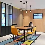 Hotel East Side Gare De Est A Member Of Radisson Individuals 4*