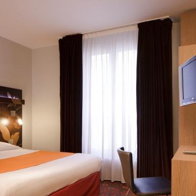 East Side Hotel Paris Gare De Est A Member Of Radisson Individuals Hotel 4*